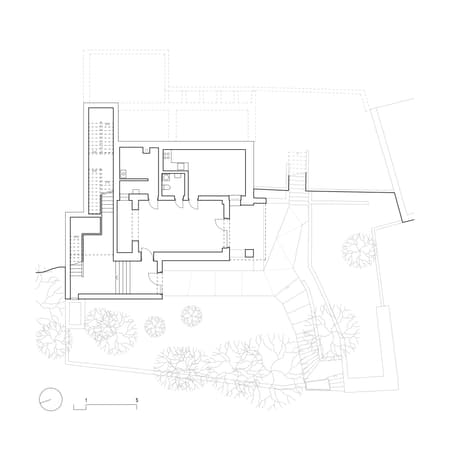 House Transformation in Harmonia